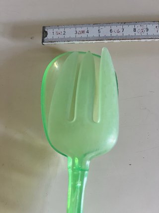Pinza per insalata in plastica trasparente