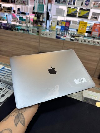 MacBook Pro 14” 2017 16GB 1TB