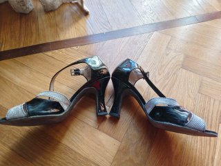 Scarpe da ballo latino nere con dettagli argento