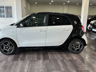 SMART forfour 60kW81CV EQ