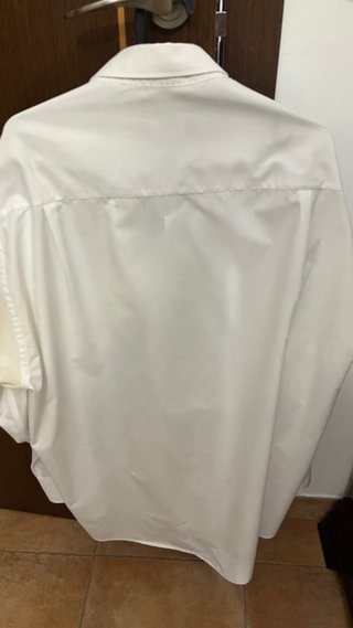 Camisa blanca de vestir para hombre