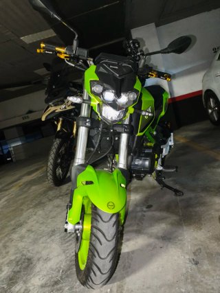 Benelli TNT 125 Naked (Apta para carnet B)