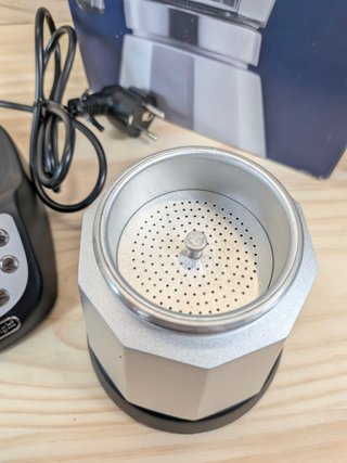 Cafetera moka eléctrica De'Longhi Alicia Plus 6 ta