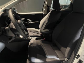 Toyota Yaris 1.5 120H Business Plus