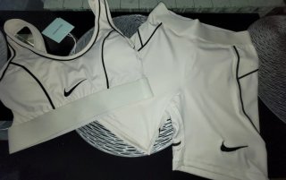 Conjunto deportivo Nike blanco