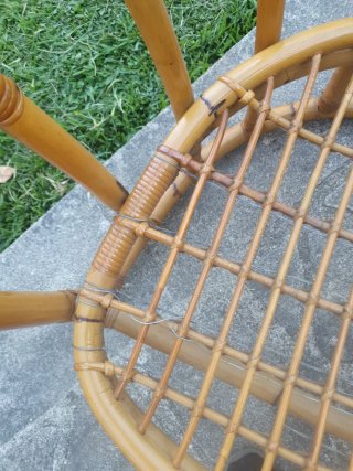 2 Sillones de mimbre y tela