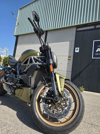 Ducati XDIAVEL S 2016