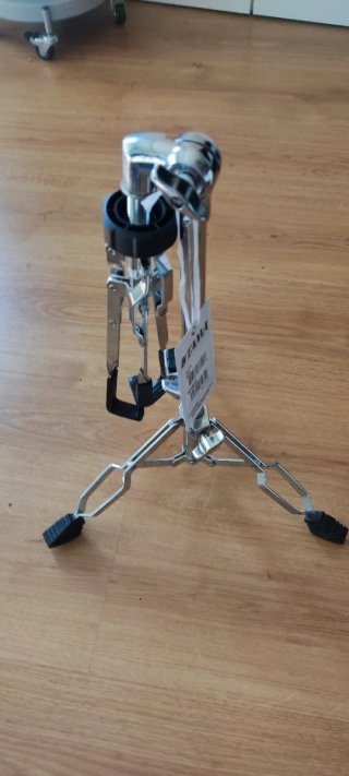 Pie de caja Tama HS60W