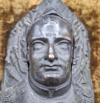 Efigie Bronce Napoleón con Águila Imperial