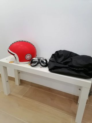 Casco Jet Rojo Bandera Cuadros CGM Talla M