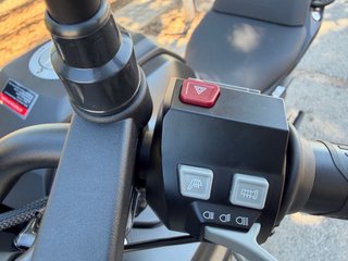 Voge 625 DSX 2026 Puños y asiento calefactables