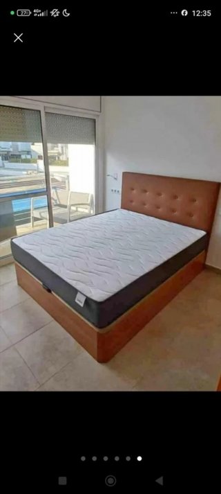 Canapé con testiera elegante - Disponibile con materassi di diverse densità