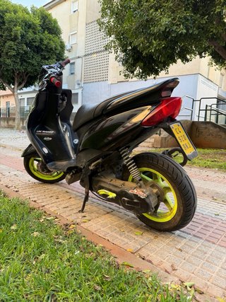 Yamaha Jog RR Negra Automática