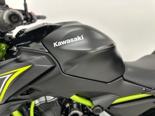 KAWASAKI Z 650