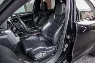 Porsche Cayenne Negro turbo s 550cv impecable