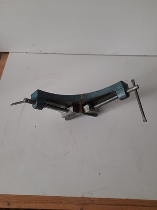 Escuadra para módulos, fuerte
