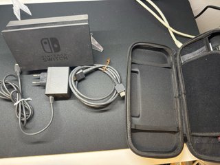 Nintendo Switch UNPATCHED Seriale Basso