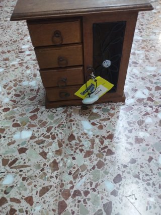 Joyero vintage de madera con cajones