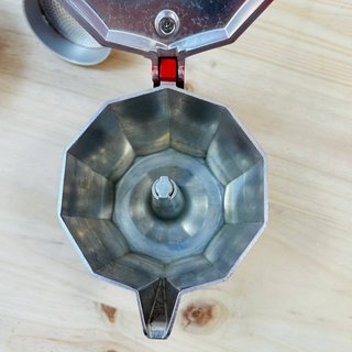 Cafetera italiana Jata HCAF2012 12 tazas roja