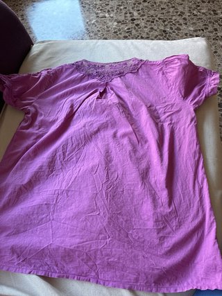 Blusa morada mujer con encaje