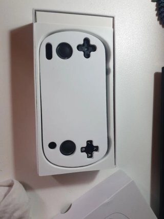 Consola Anbernic RG40XXH + Tarjeta 64GB