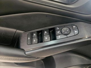 Nissan Qashqai mhev 158cv etiqueta eco automatico