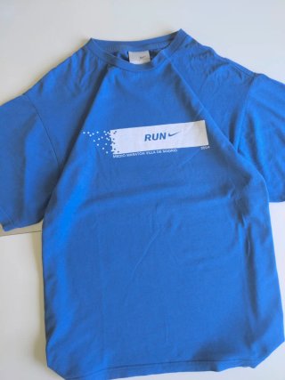 Camiseta Vintage Nike Running Maratón Madrid 2004