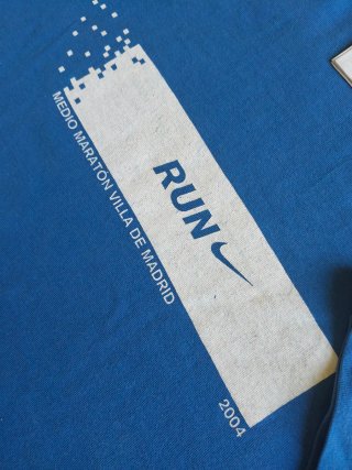 Camiseta Vintage Nike Running Maratón Madrid 2004