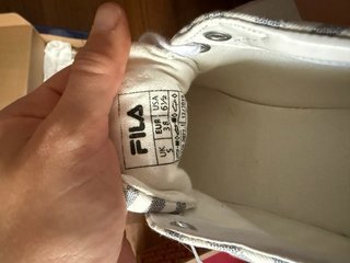 Zapatillas Fila Talla 38 rayas  SIN ESTRENAR