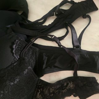 Lotto reggiseni balconcino tg. 4/5