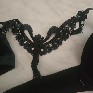 Lotto reggiseni balconcino tg. 4/5