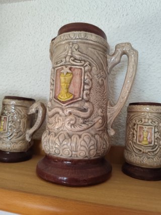 Brocca e 6 Bicchieri da Birra in Ceramica Vintage