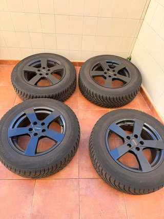 Llantas Dezent R17 225/65R17
