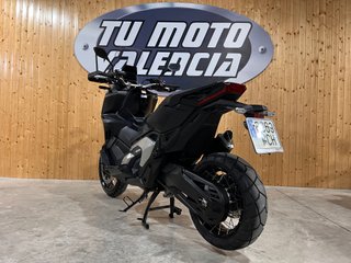 Honda X-ADV 750