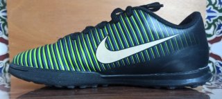 Zapatillas fútbol Nike MercurialX multitacos