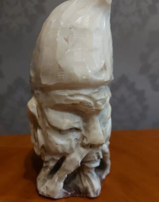 Escultura mármol cabeza hombre asiático