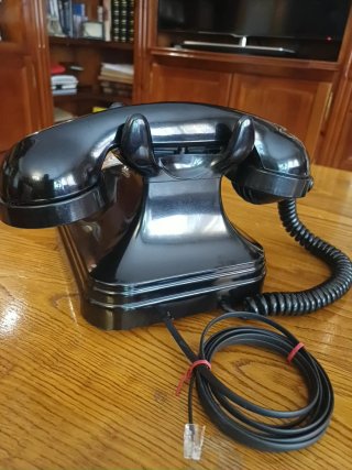Teléfono antiguo Standard Electrica baquelita