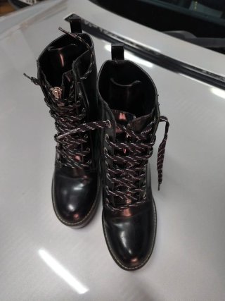Botines Zara Tacón Grueso Negro