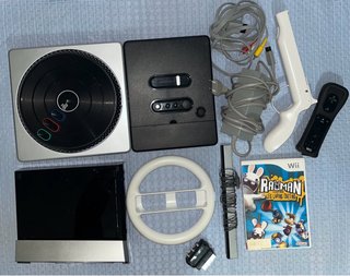 Nintendo Wii + Juego Rayman + Accesorios