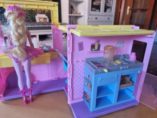 Caravana Barbie + Barbie bailarina