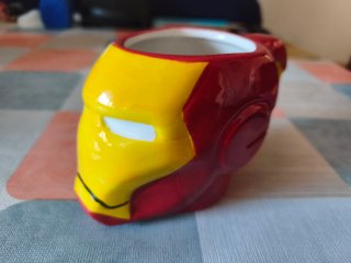 Set di 4 tazze in porcellana Marvel