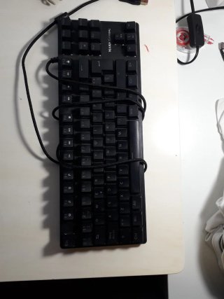 Teclado Mecánico Mars Gaming Switches Rojos