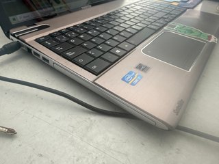 Portátil Toshiba Satellite P850-31m i7 15.6