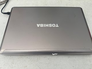Portátil Toshiba Satellite P850-31m i7 15.6
