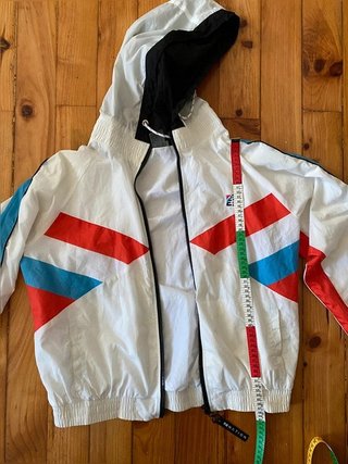 Chaqueta windbreaker P.E Nation - retro roja,...