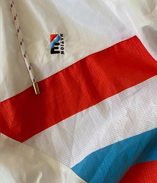 Chaqueta windbreaker P.E Nation - retro roja,...