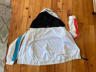 Chaqueta windbreaker P.E Nation - retro roja,...