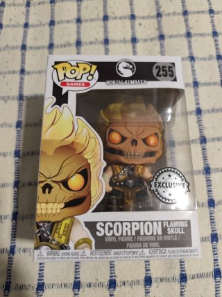 Funko Pops Variados ( 1 CHASE y 1 EXCLUSIVO )