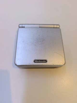 Nintendo Game Boy Advance SP Plata