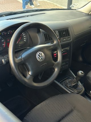Volkswagen Golf 2002